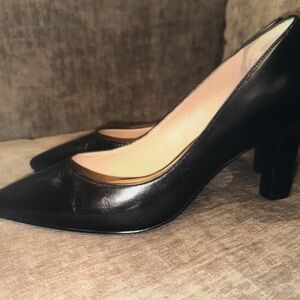 Elegant Black Women's Pumps